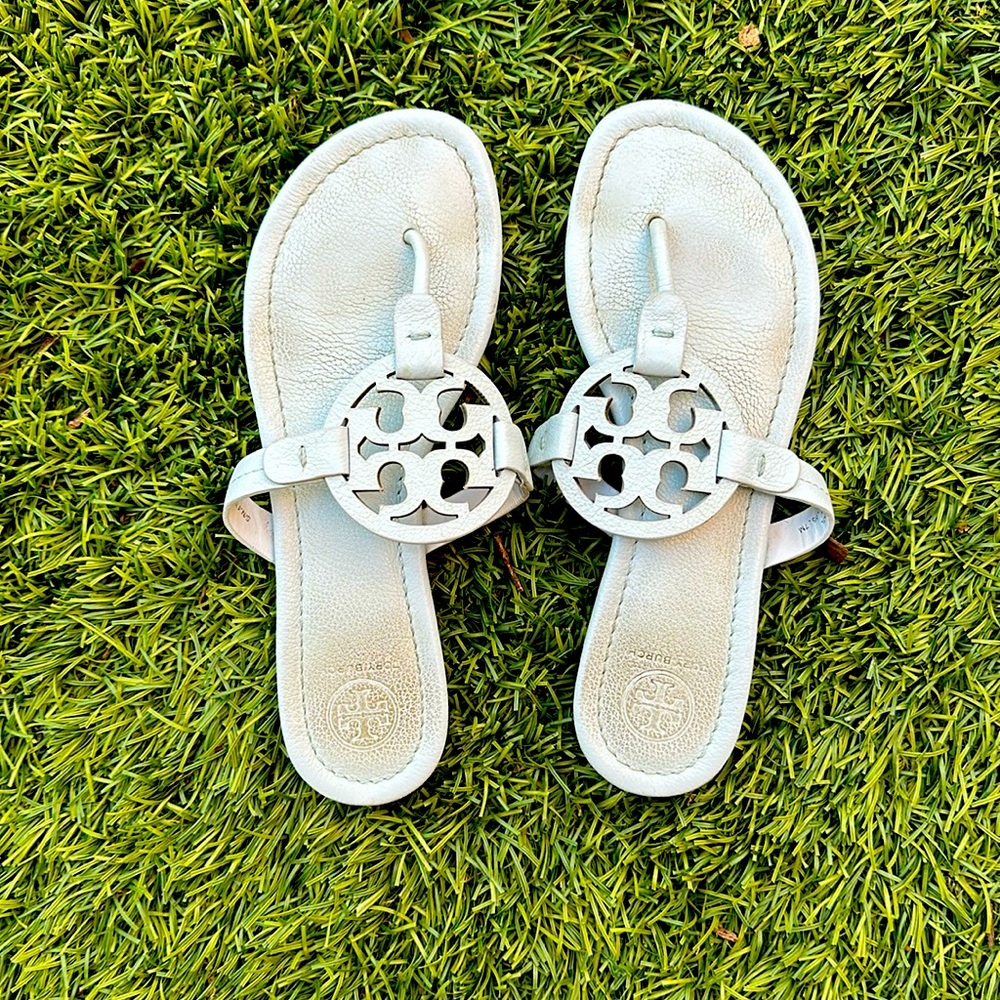 Toriy Burch sandal size 7 1/2
